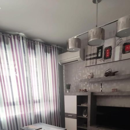 Apartamento Angustias Plaza Parking Gratis Privada Incluida Alcalá la Real Exterior foto